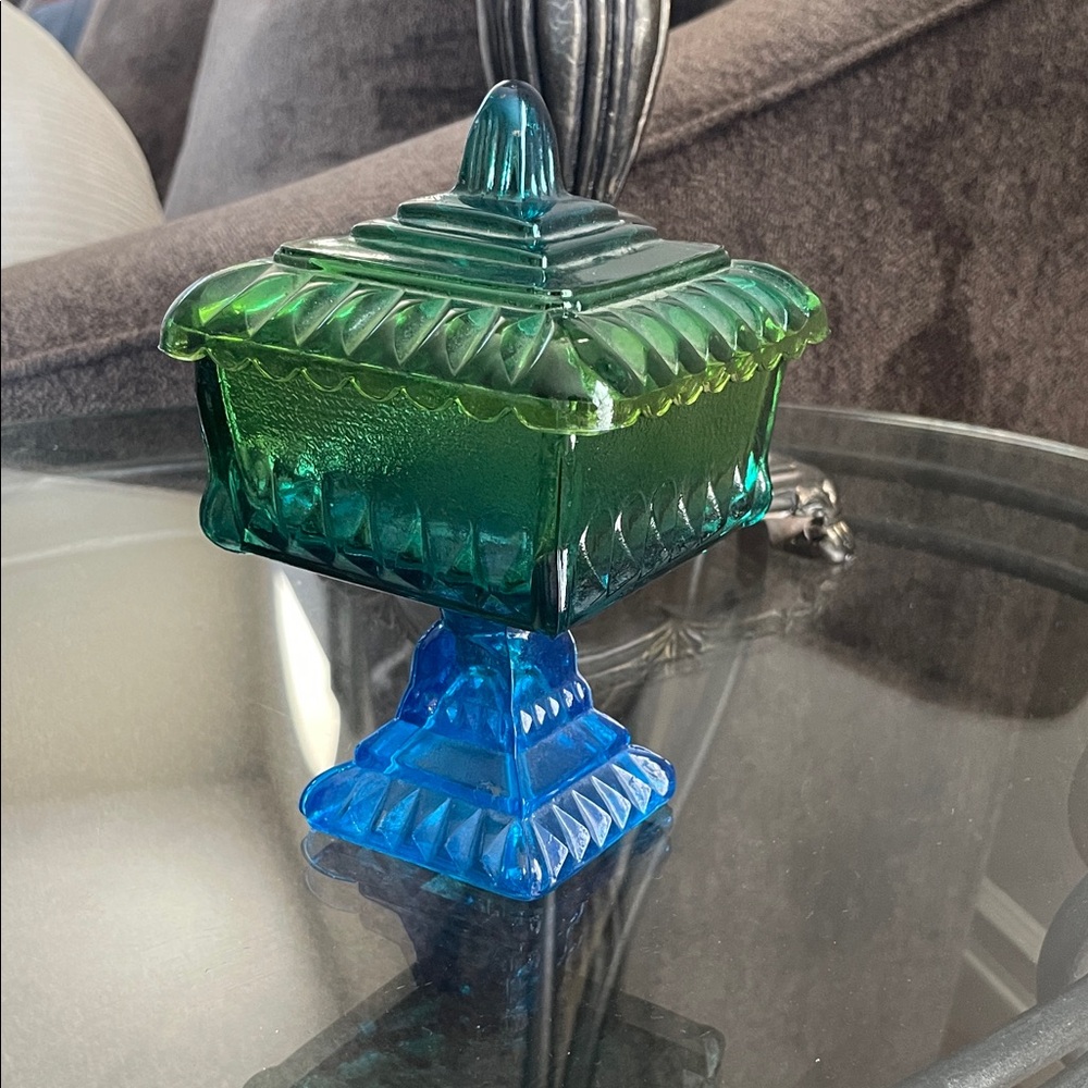Vintage Jeannette Glass Wedding Blue Green Pedestal Covered Candy Dish With Lid - Picture 3 of 8